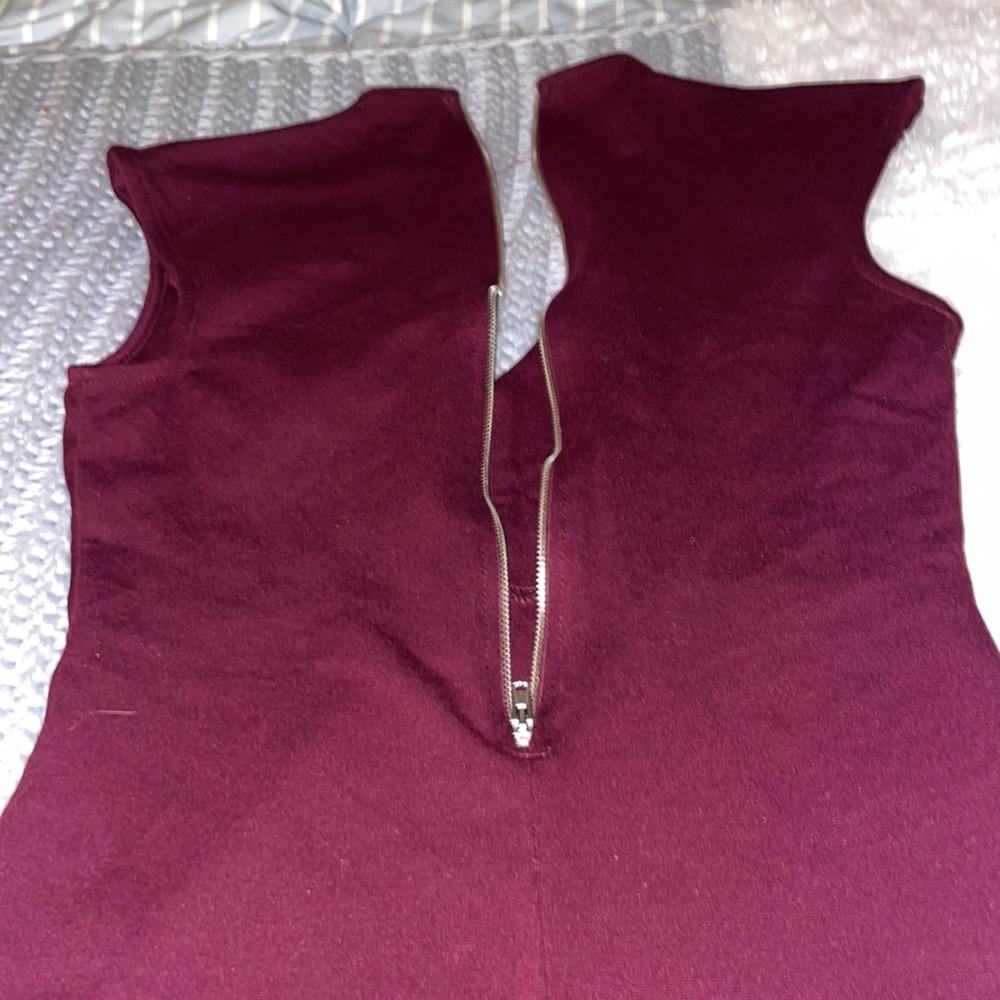 Medium size thick material burgundy luxury dress - Picture 9 of 11